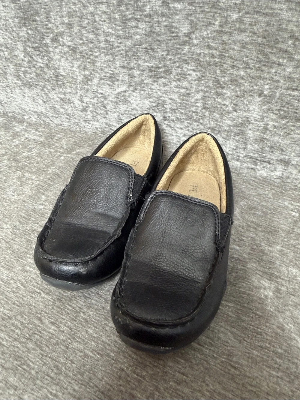 Place Black Men's Slip-On Driving Loafers